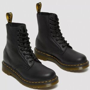 DR. MARTENS 1460 PASCAL VIRGINIA LEATHER BOOTS